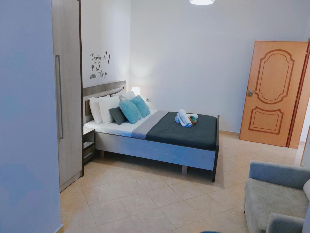 Orange Guest House Dhërmi Kültér fotó